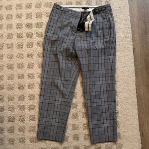 Women’s Gray Plaid Pants